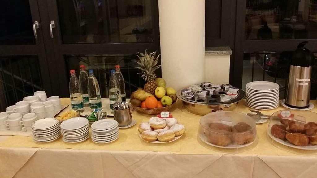 Sangano Hotel San Giorgio מסעדה תמונה